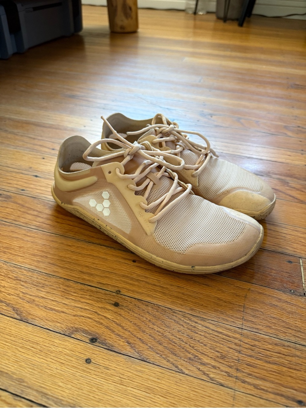 Vivobarefoot Women's Primus Lite III shoes in Apple Blossom Size US 8
